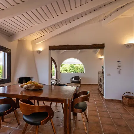 Villa Con Piscina Luna Rossa San Teodoro (Sardinia)