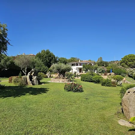 Luna Rossa Con Piscina