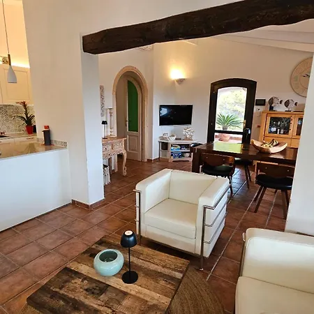 Con Piscina Luna Rossa Villa San Teodoro (Sardinia)