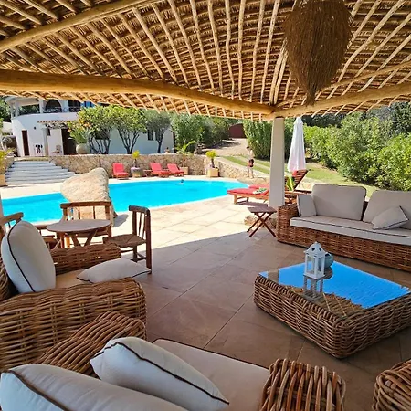 Villa Luna Rossa Con Piscina