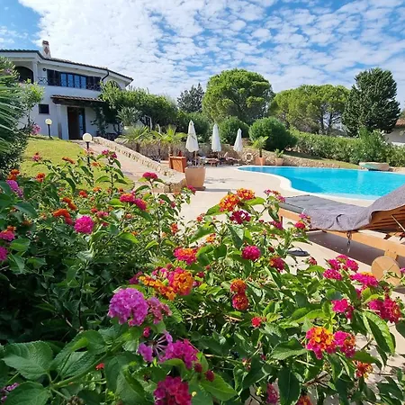 Villa Luna Rossa Con Piscina *